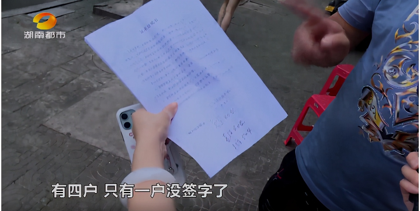 湖南长沙:业主被逼哭?20米的排烟管噪音如“飞机”起飞一样