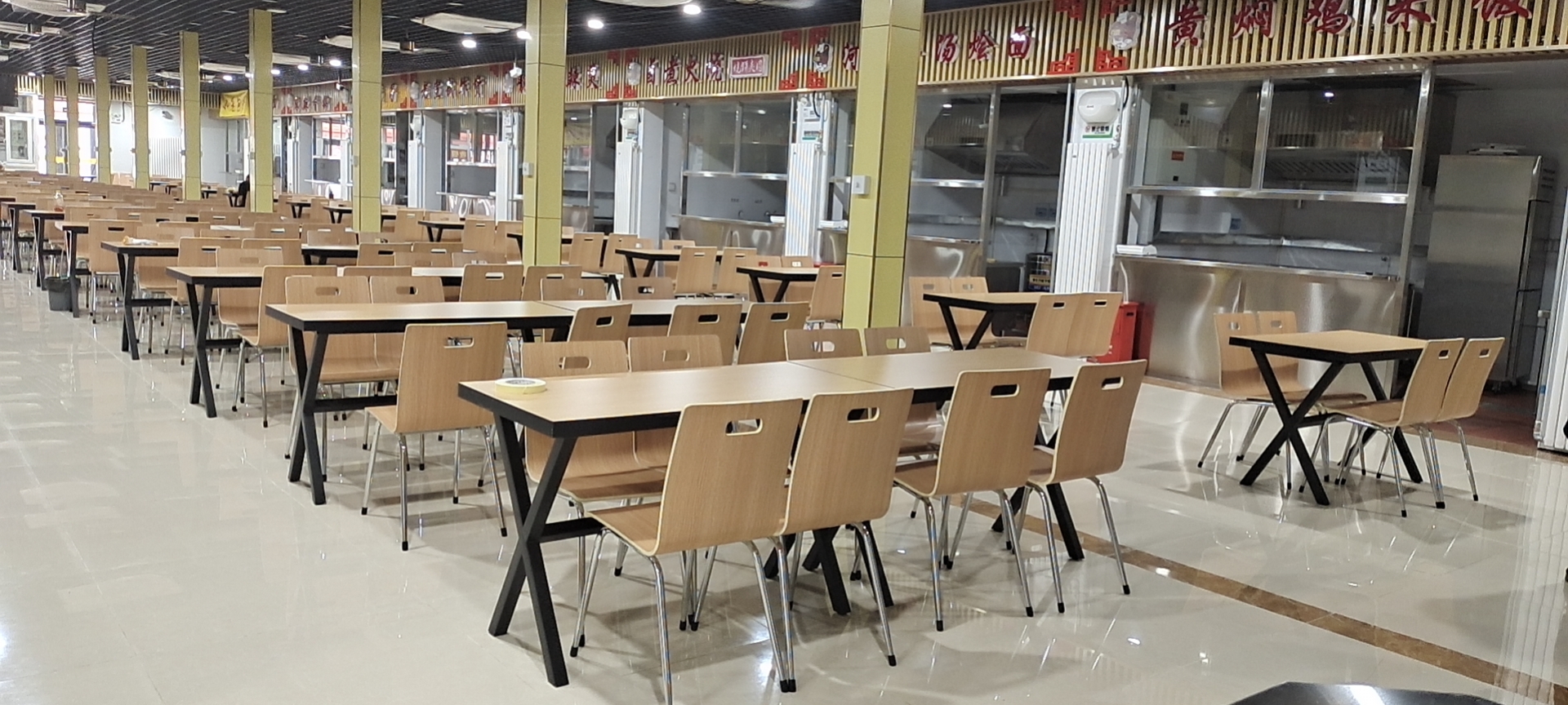 壹指蓝油烟机北京平西村百姓大食堂解决方案 壹指蓝油烟机北京平西村百姓大食堂解决方案