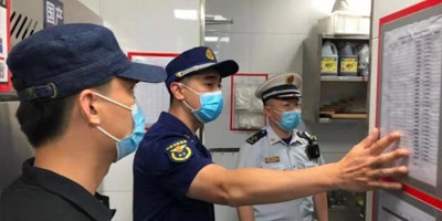 北京朝阳区开展餐饮场所排油烟管道消防隐患整治行动