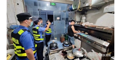 祁阳市城市管理和综合执法局开展餐饮企业油烟净化器、燃气报警器